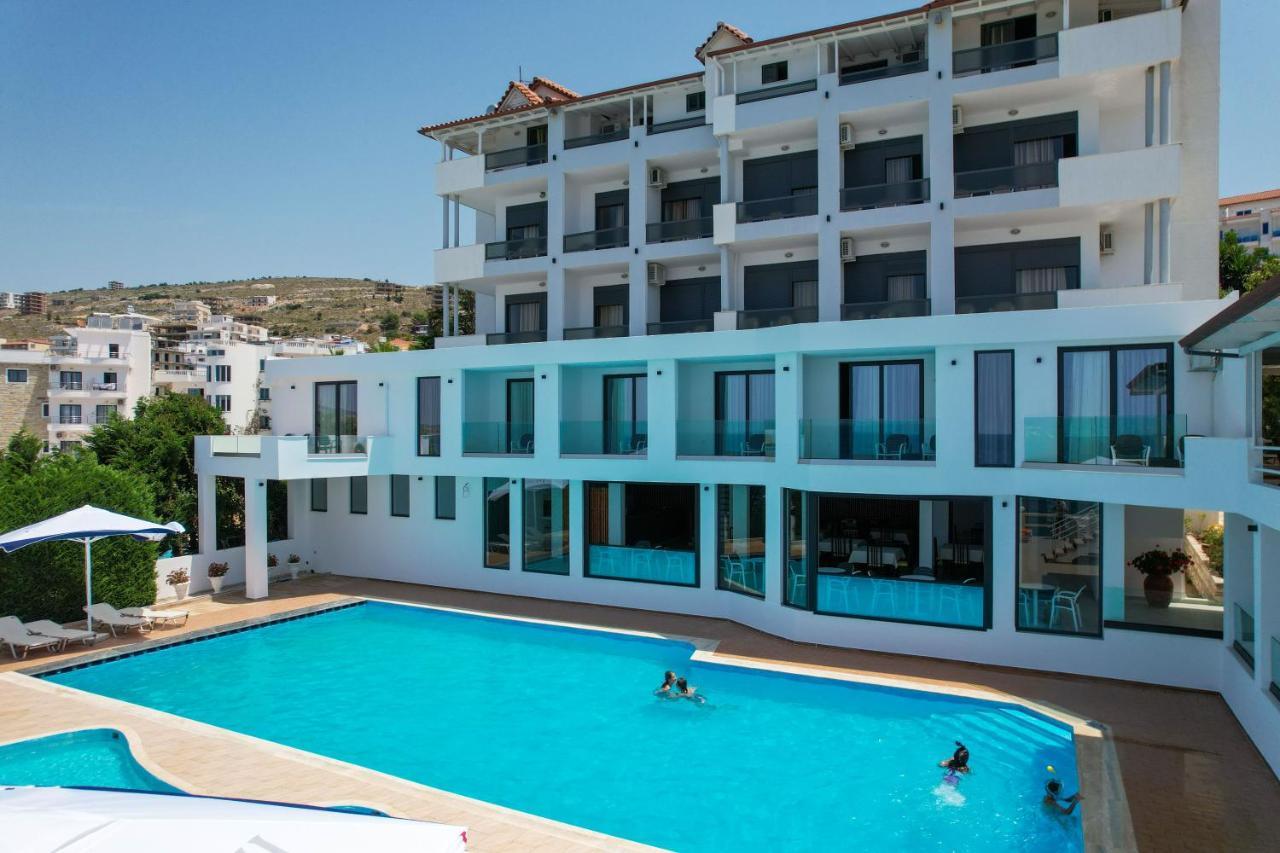 Hotel Emblem Sarande Exterior photo